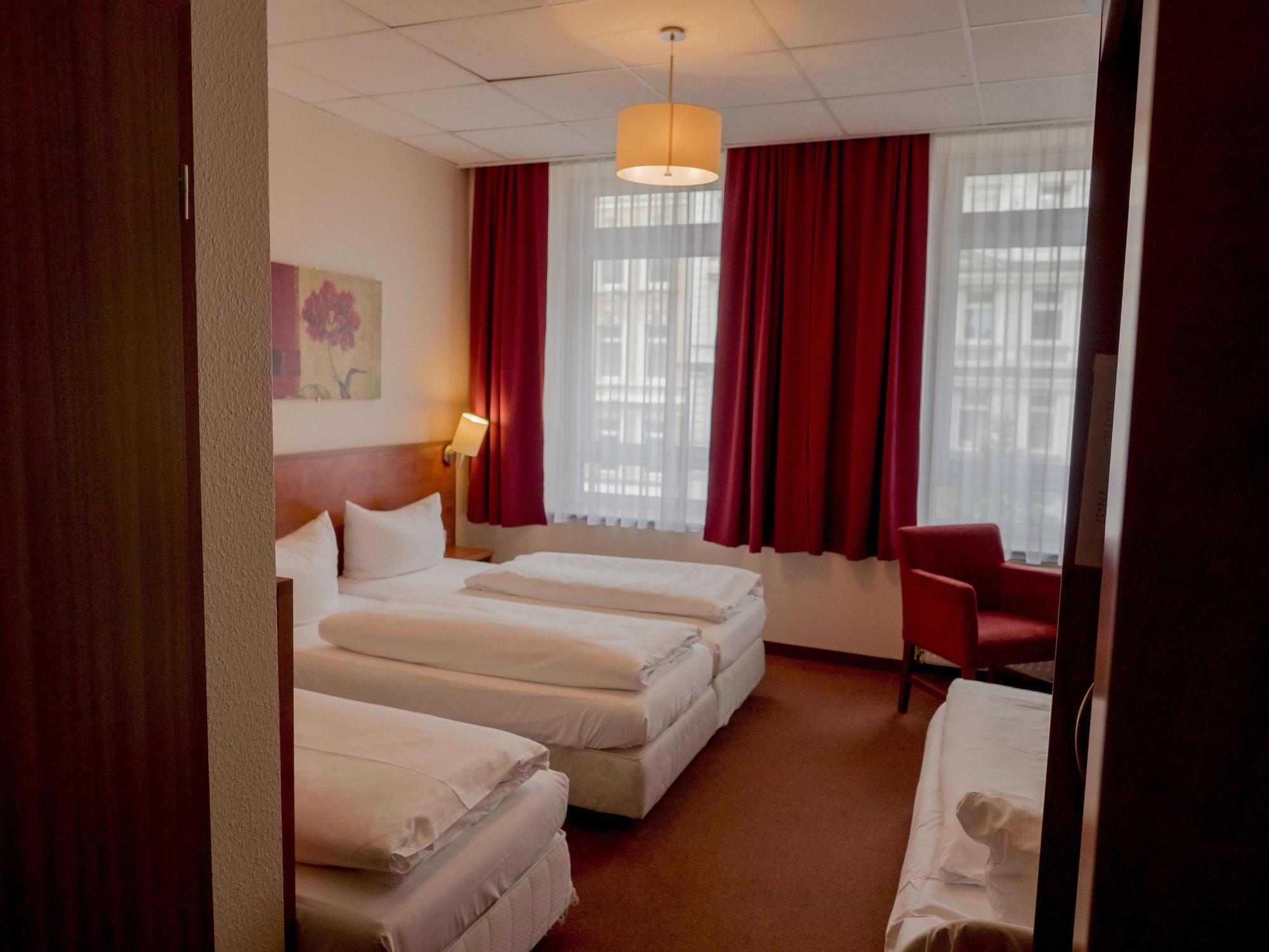 Hotel Residence am Hauptbahnhof Hamburg Exterior foto