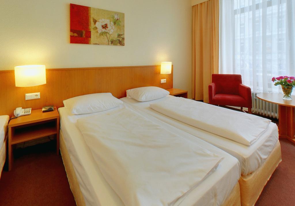 Hotel Residence am Hauptbahnhof Hamburg Exterior foto